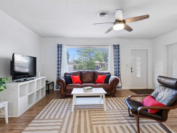 2000 NE 62nd St, Fort Lauderdale, FL 33308