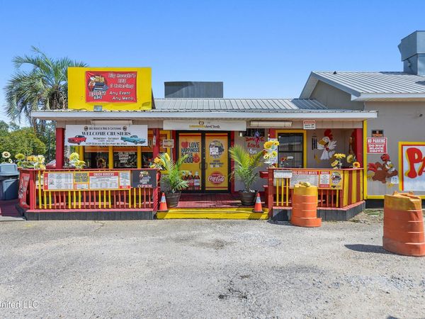 14129 Dedeaux Road, Gulfport, MS 39503