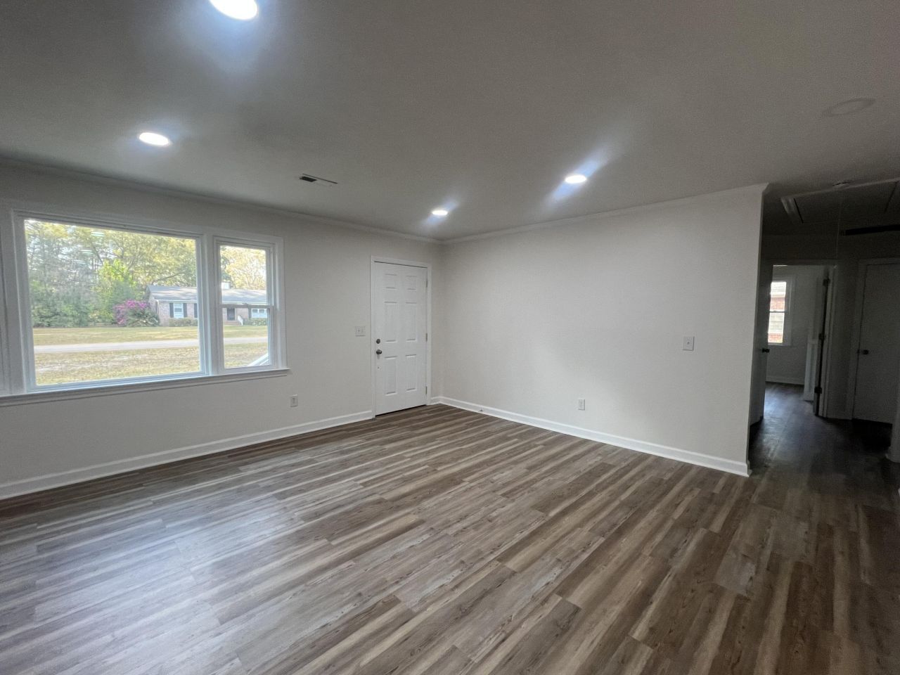 431 Otis Road Photo 16