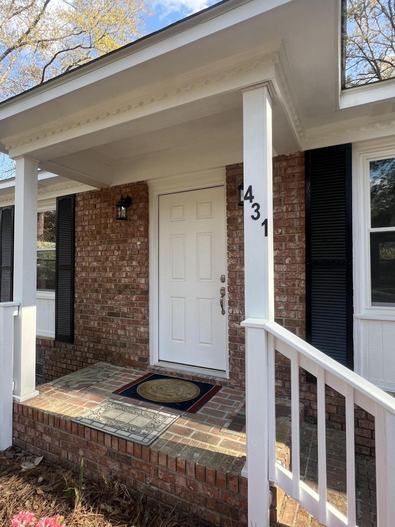 431 Otis Road Photo 2