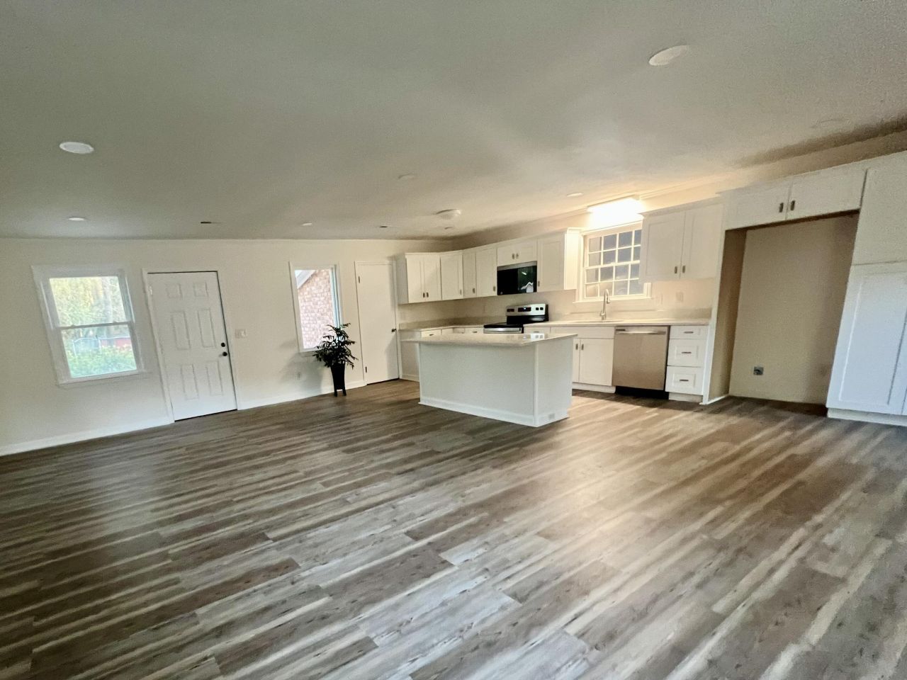 431 Otis Road Photo 9