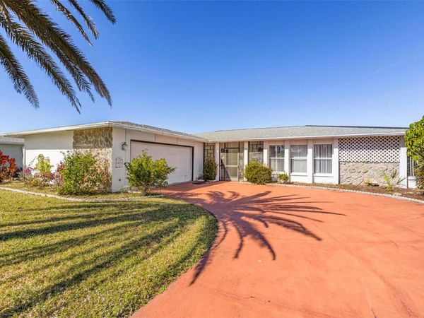 10 GOLFVIEW ROAD, ROTONDA WEST, FL 33947