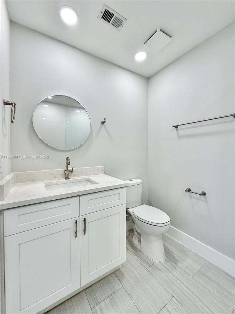 11240 SW 33rd Cir Pl , Miami, FL 33165 Photo