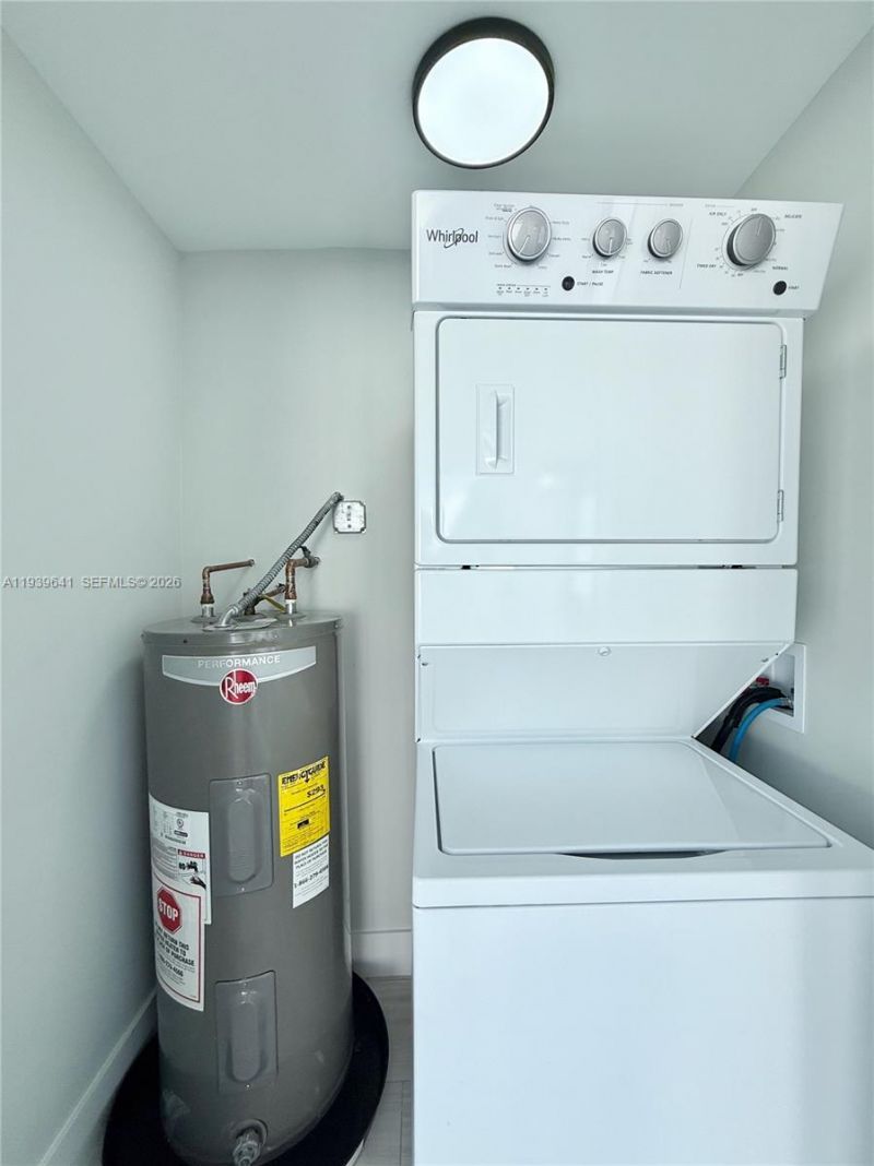 11240 SW 33rd Cir Pl , Miami, FL 33165 Photo