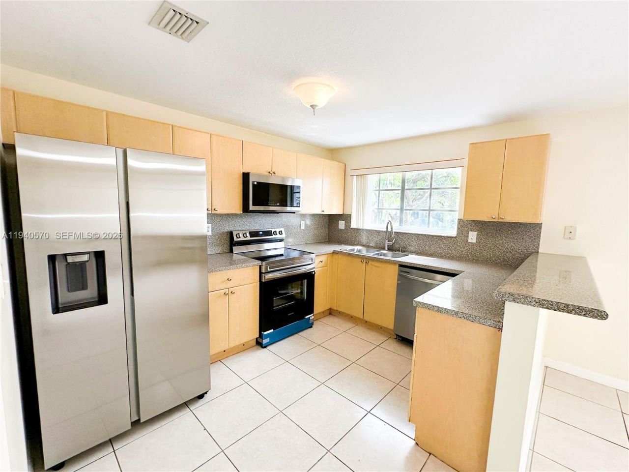 14116 SW 260th St, Unit 105, Homestead, FL 33032 Photo