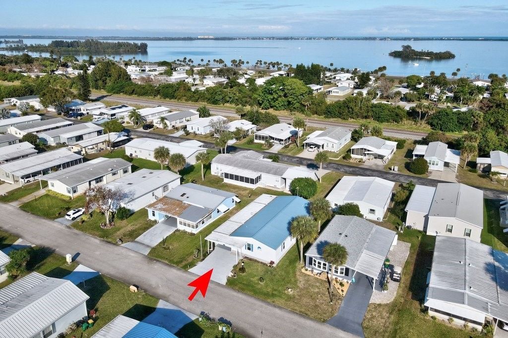 7605 Cedar Bark Road, Sebastian, FL 32976 Photo