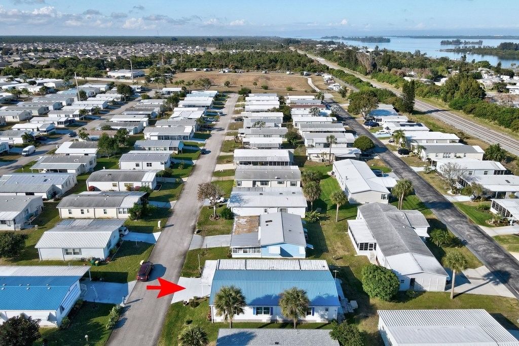 7605 Cedar Bark Road, Sebastian, FL 32976 Photo