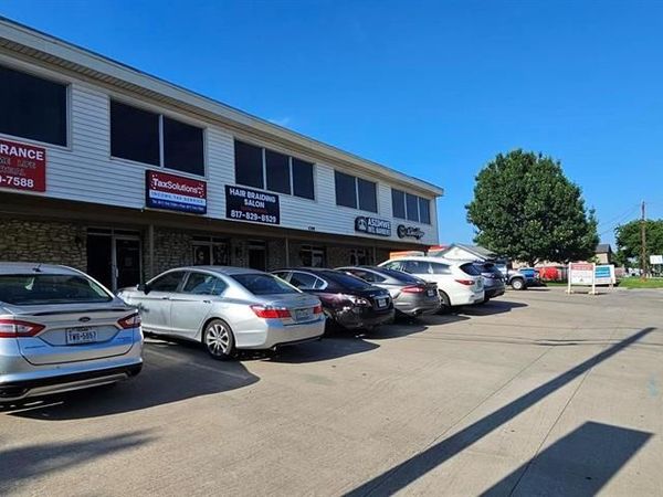 4209 Broadway Avenue, Haltom City, TX 76117