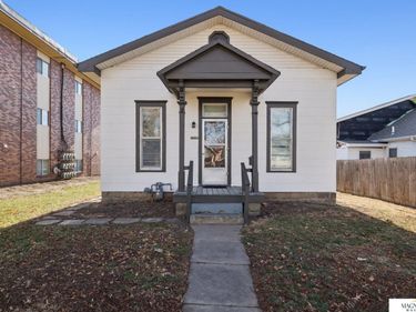 2305 S Street, Lincoln, NE 68503