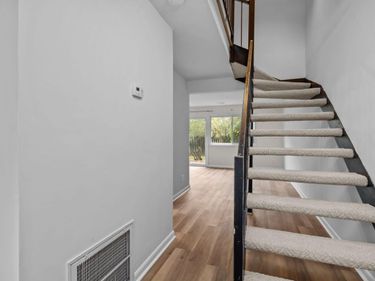 220 Elizabeth Street, Unit Apt C11, Chapel Hill, NC 27514