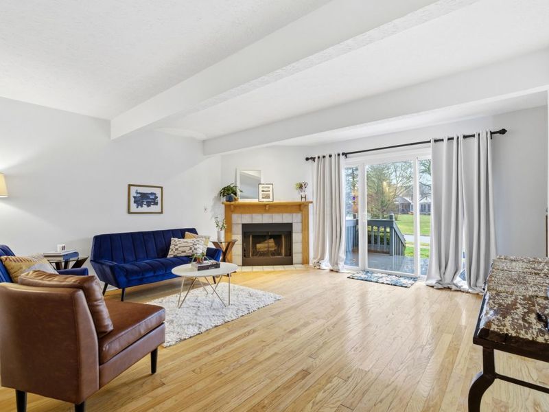 7027 Dublin Village Drive, Dublin, OH 43017 Photo 12