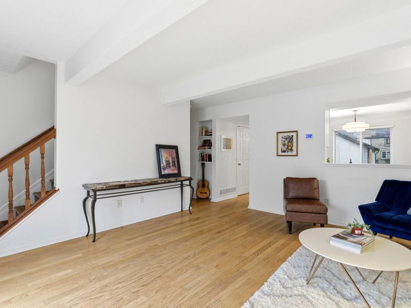 7027 Dublin Village Drive, Dublin, OH 43017 Photo 15