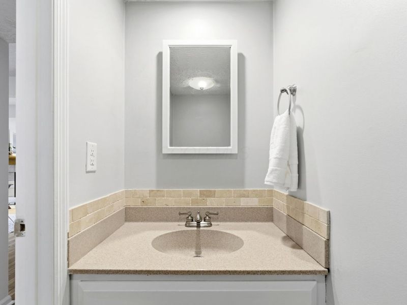 7027 Dublin Village Drive, Dublin, OH 43017 Photo 17