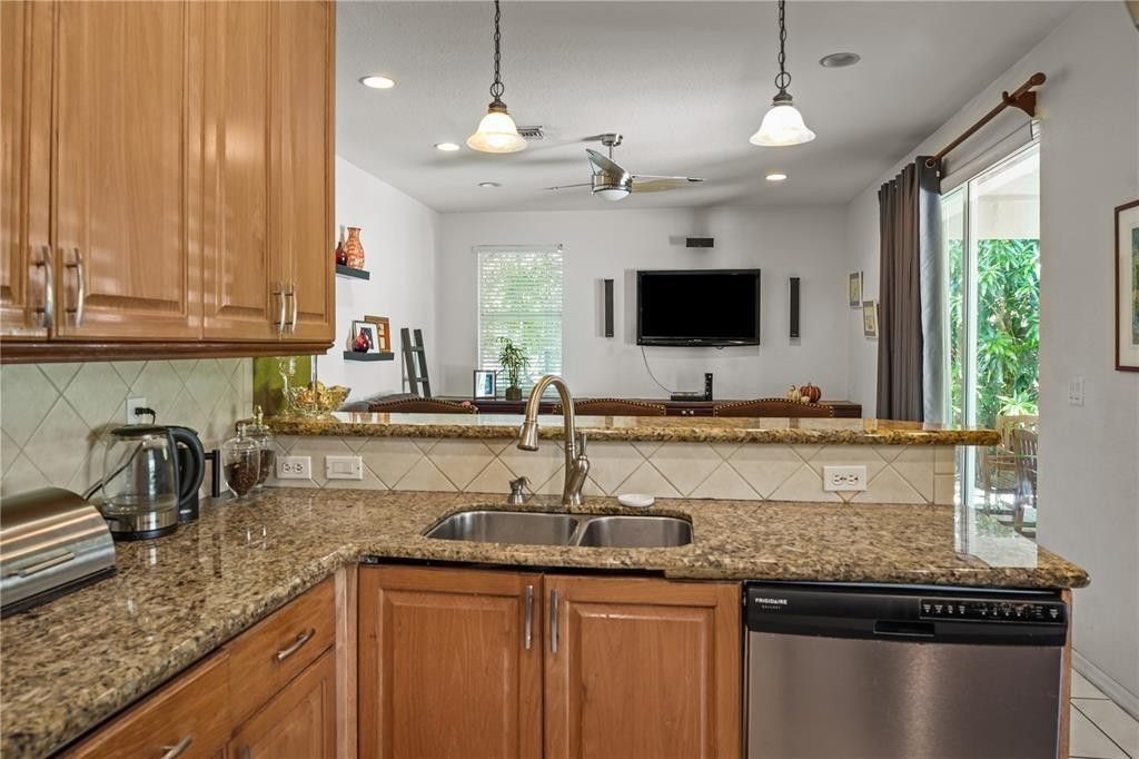 8209 SW 173rd Terrace, Palmetto Bay, FL 33157 Photo