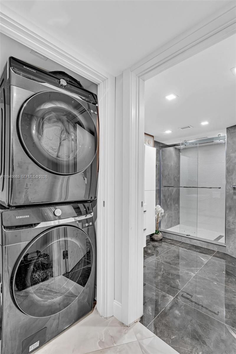 3530 Mystic Pointe Dr, Unit 411, Aventura, FL 33180 Photo