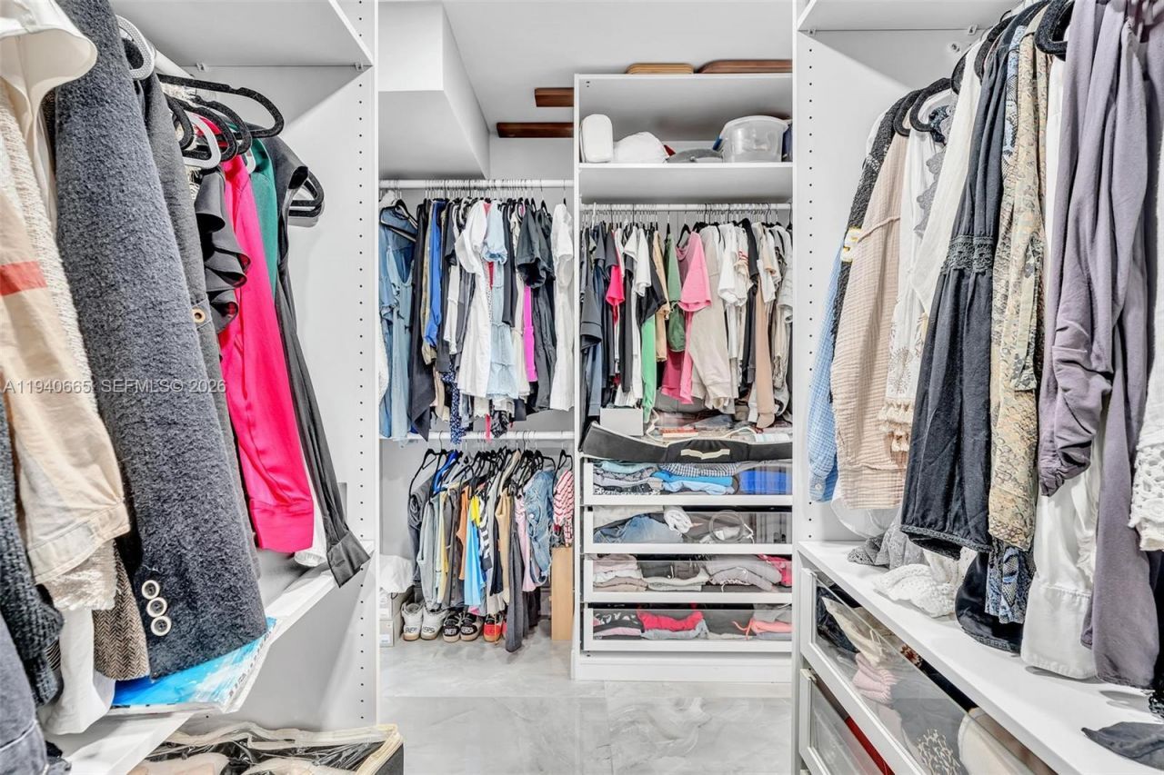 3530 Mystic Pointe Dr, Unit 411, Aventura, FL 33180 Photo