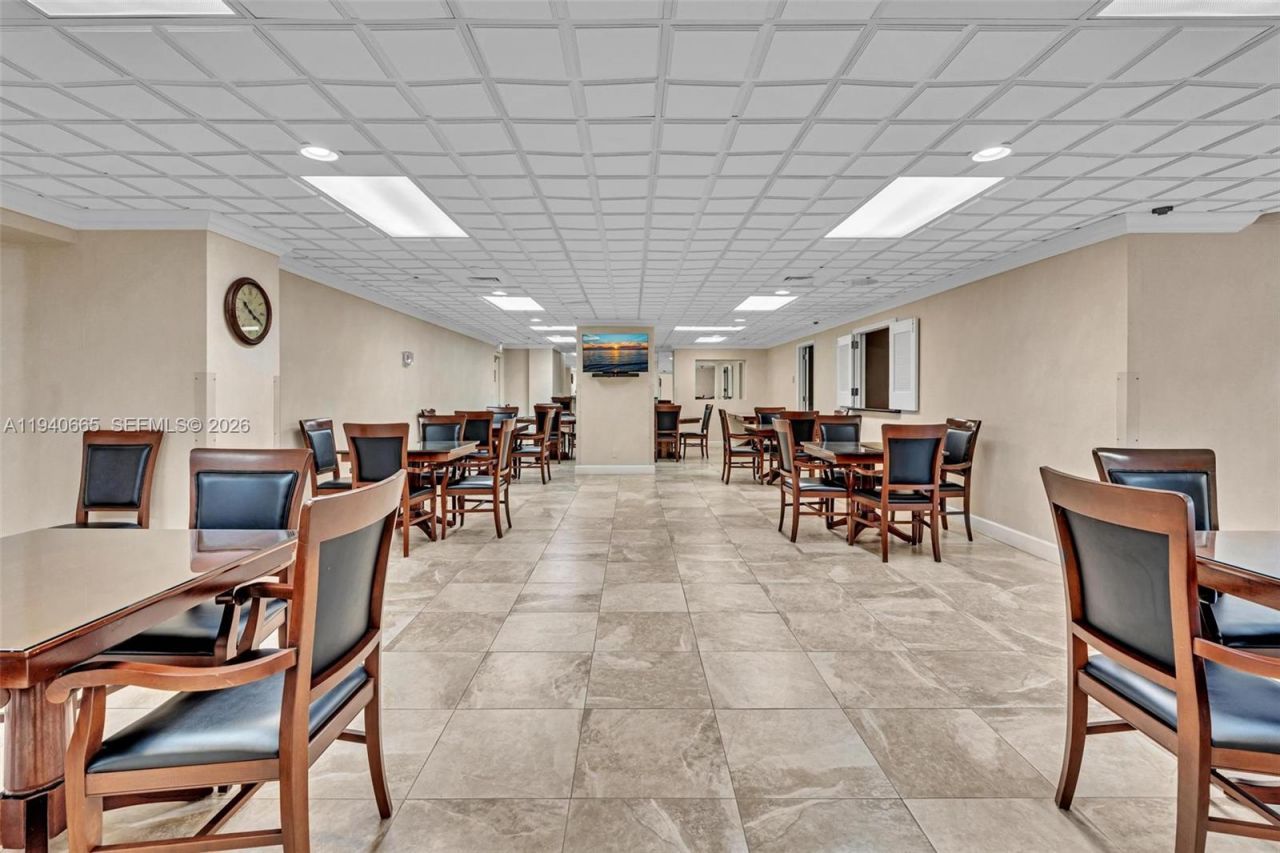 3530 Mystic Pointe Dr, Unit 411, Aventura, FL 33180 Photo