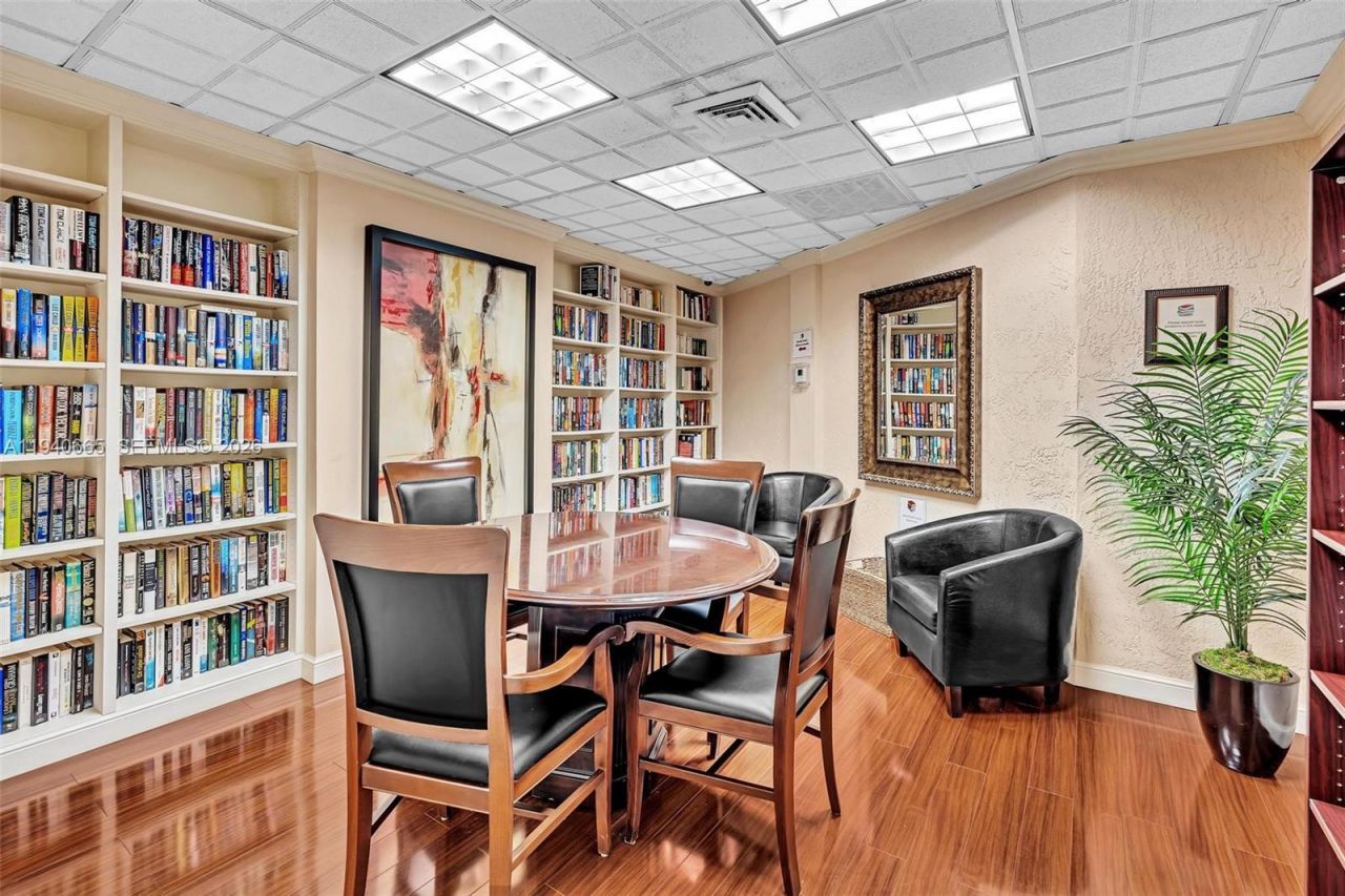 3530 Mystic Pointe Dr, Unit 411, Aventura, FL 33180 Photo