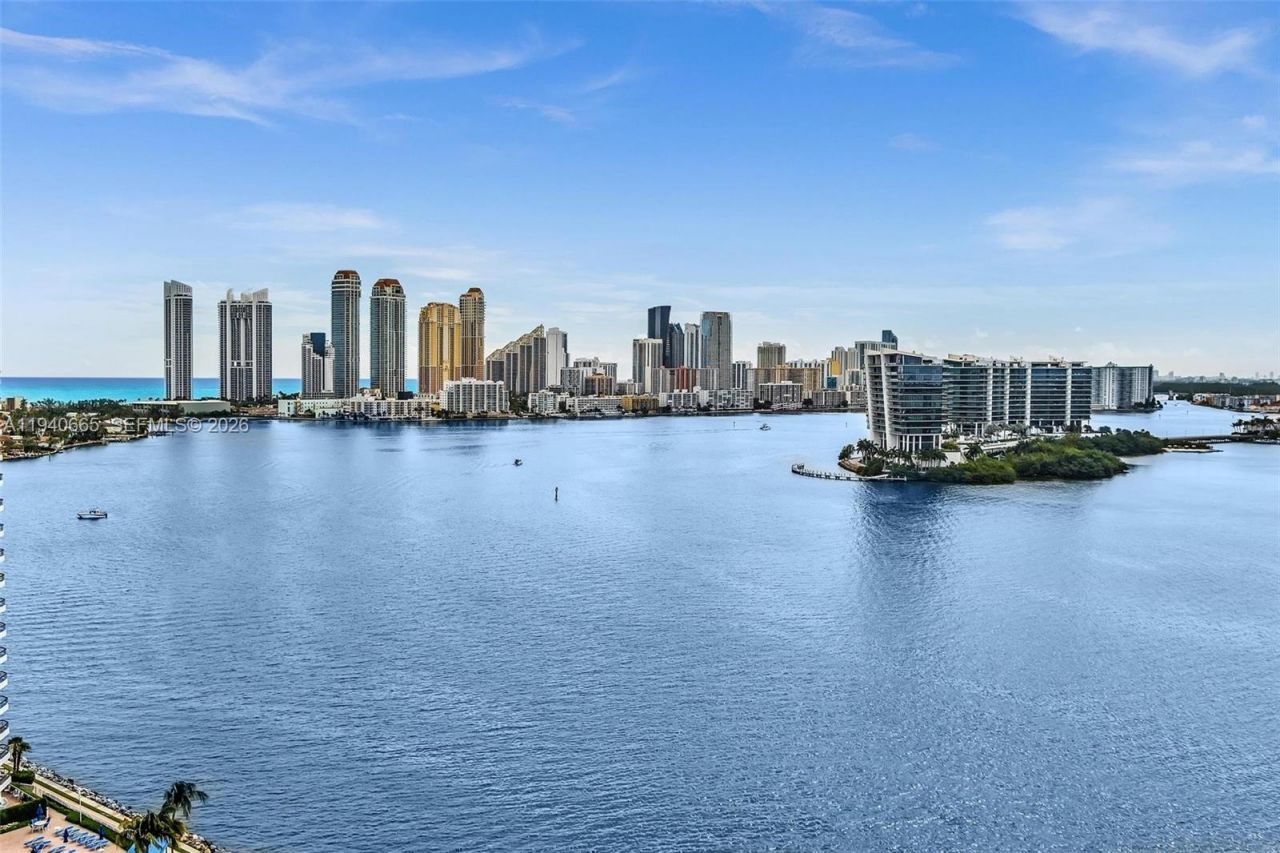 3530 Mystic Pointe Dr, Unit 411, Aventura, FL 33180 Photo