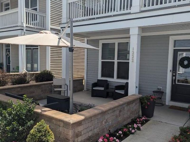 1222 N Grant Avenue, Unit H, Columbus, OH 43201 Photo 2