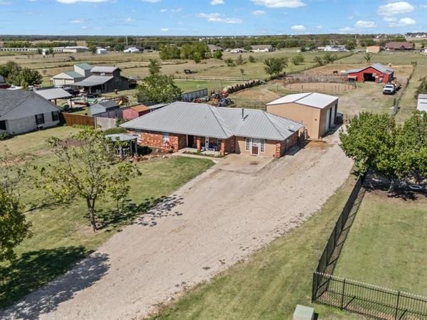 4586 County Road 2604, Caddo Mills, TX 75135