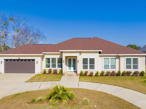 5800 Moors Oaks Dr, Milton, FL 32583