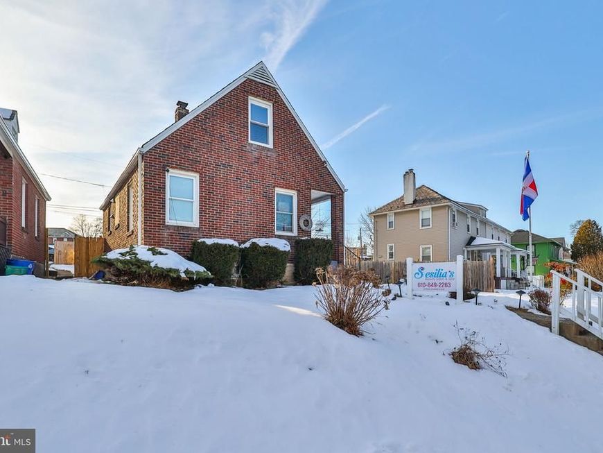 1147 Arcadia Street, Bethlehem, PA 18018 Main Photo