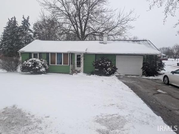 217 E Whitley Street, Churubusco, IN 46723