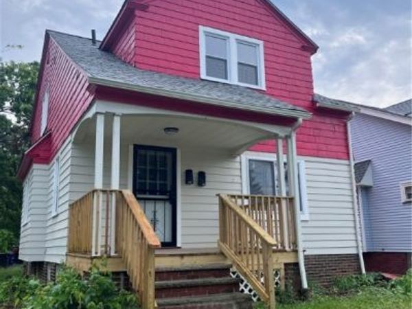 13916 Durkee Avenue, Cleveland, OH 44105