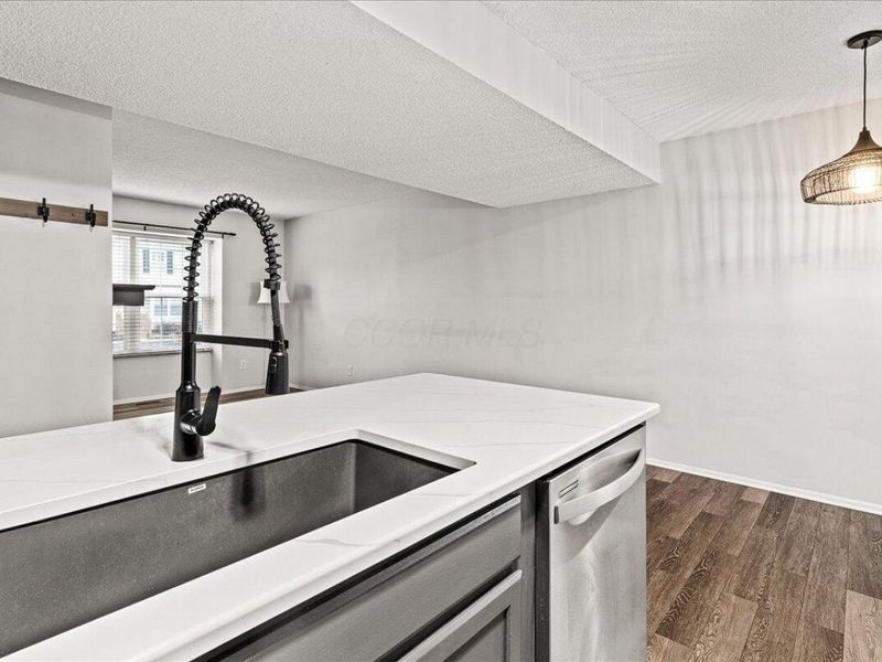 4923 Stoneybrook Boulevard, Unit 21F, Hilliard, OH 43026 Photo 10