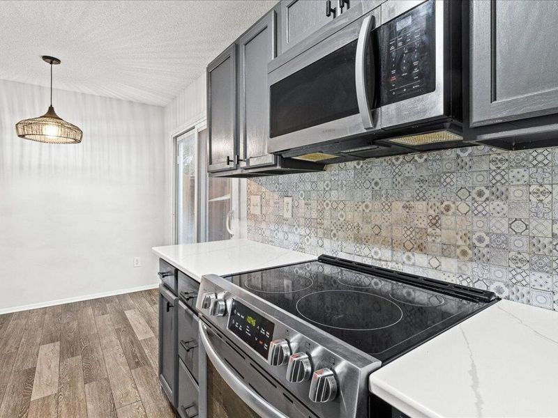 4923 Stoneybrook Boulevard, Unit 21F, Hilliard, OH 43026 Photo 11