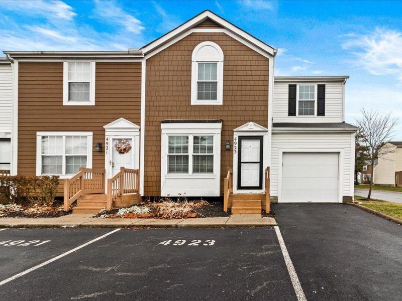 4923 Stoneybrook Boulevard, Unit 21F, Hilliard, OH 43026 Photo 2