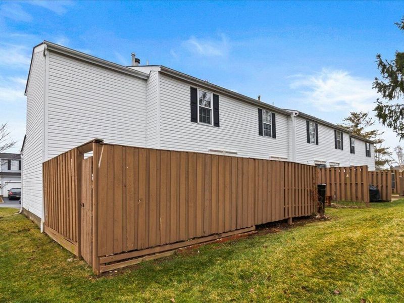 4923 Stoneybrook Boulevard, Unit 21F, Hilliard, OH 43026 Photo 28