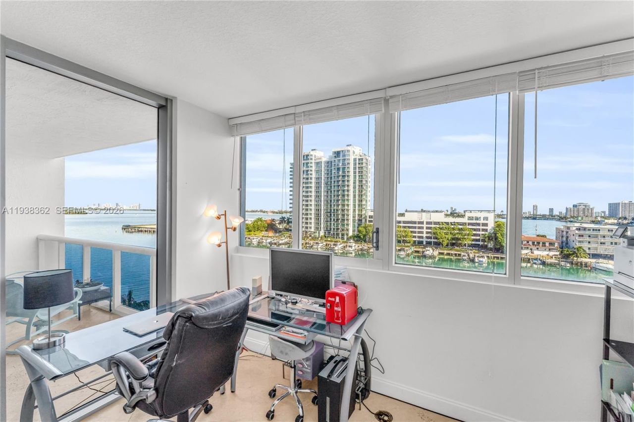 7929 West Dr, Unit 702, North Bay Village, FL 33141 Photo