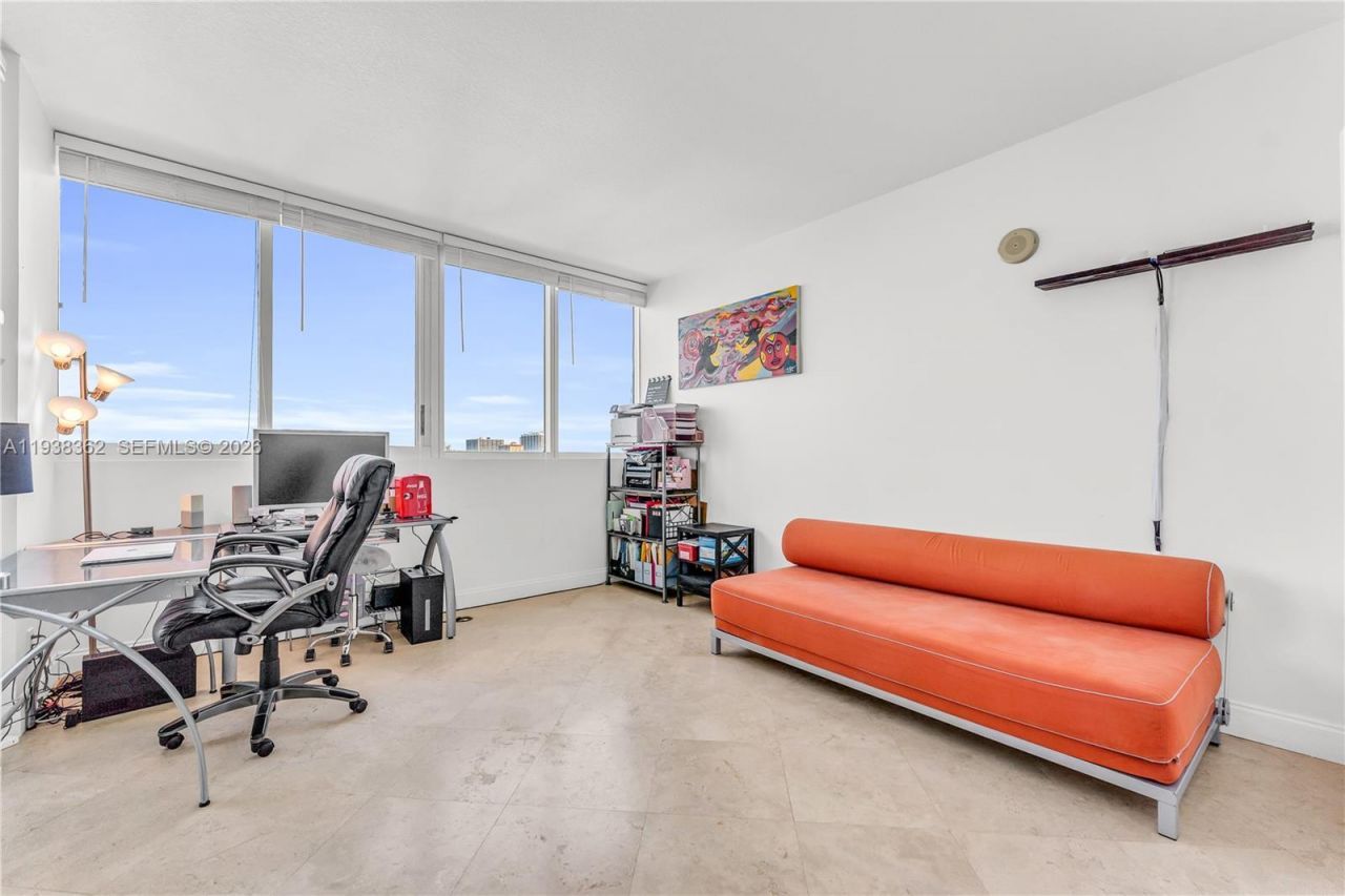 7929 West Dr, Unit 702, North Bay Village, FL 33141 Photo