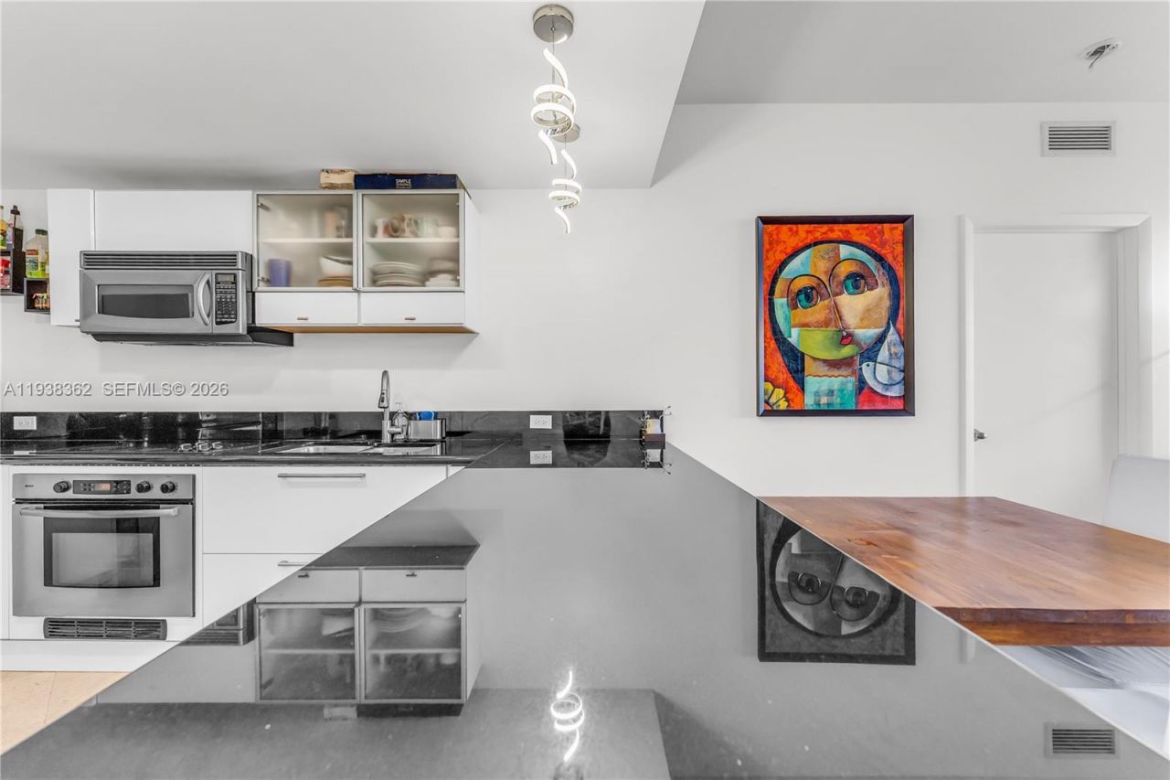 7929 West Dr, Unit 702, North Bay Village, FL 33141 Photo