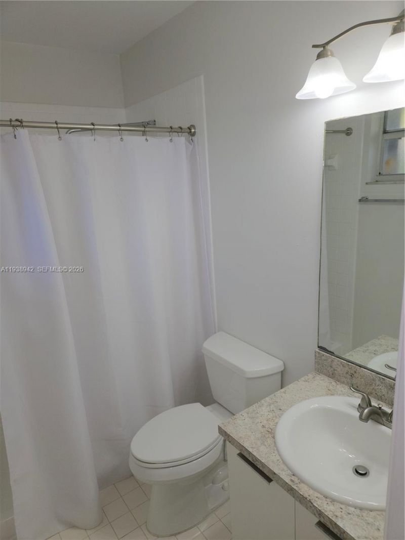 10416 NW 8th St, Unit 201, Pembroke Pines, FL 33026 Photo