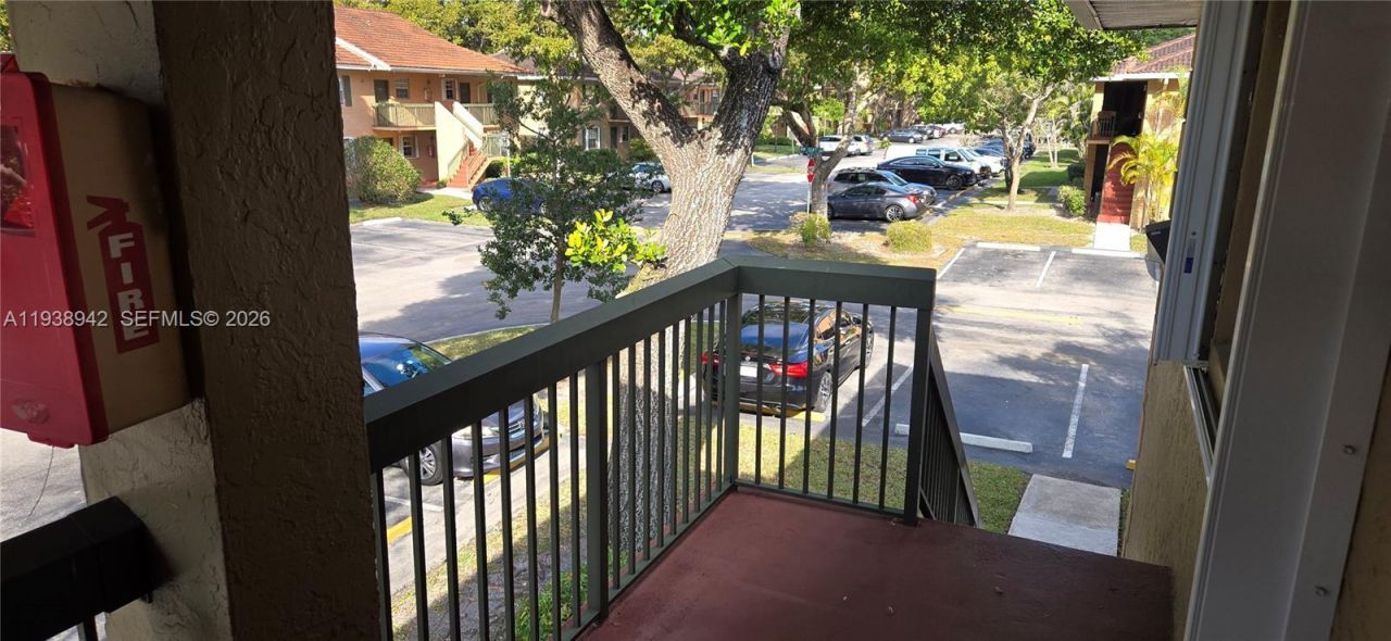 10416 NW 8th St, Unit 201, Pembroke Pines, FL 33026 Photo