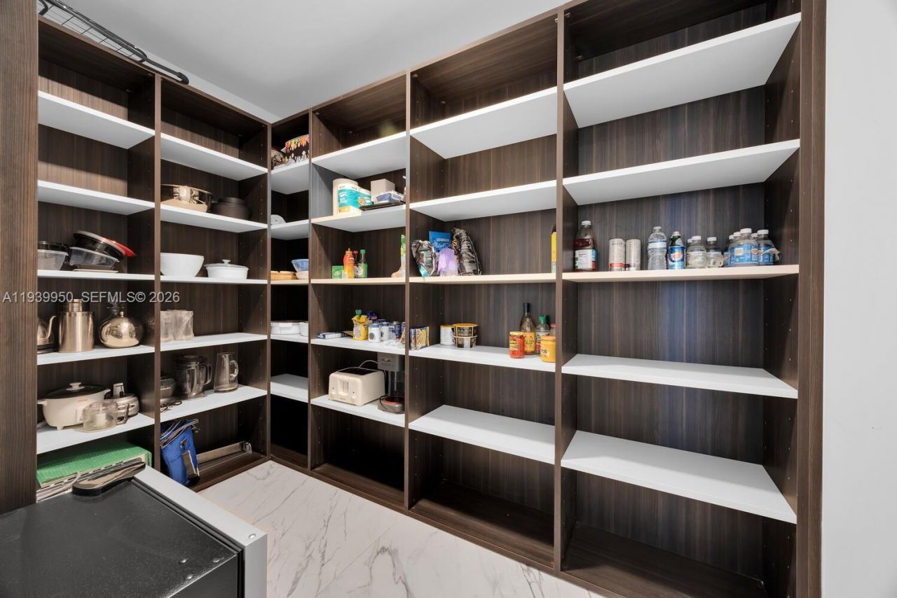 301 Altara Ave, Unit LPH914, Coral Gables, FL 33146 Photo