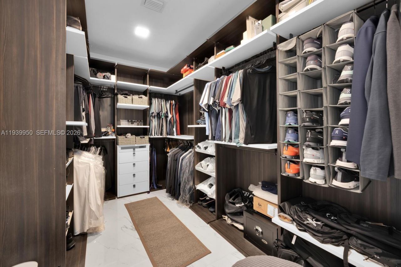 301 Altara Ave, Unit LPH914, Coral Gables, FL 33146 Photo