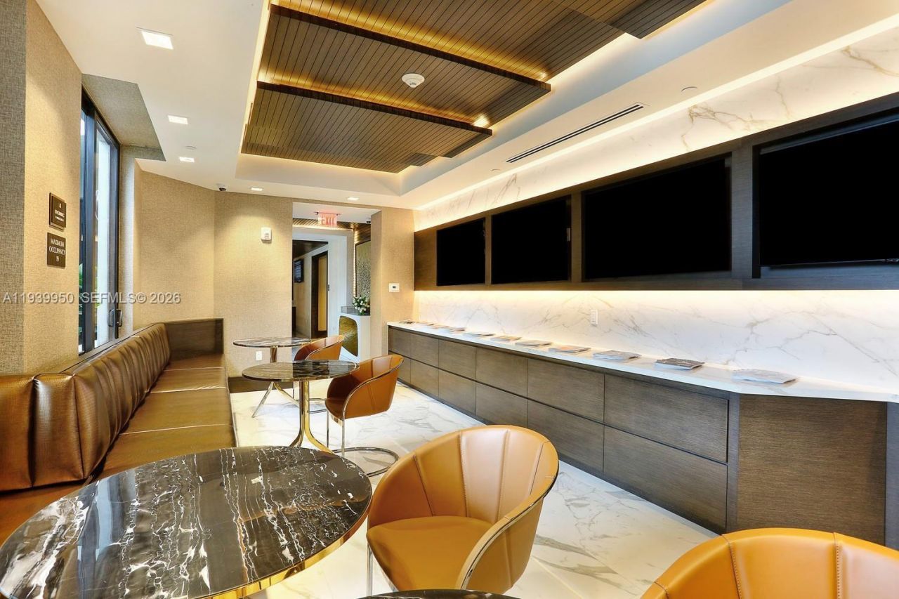 301 Altara Ave, Unit LPH914, Coral Gables, FL 33146 Photo