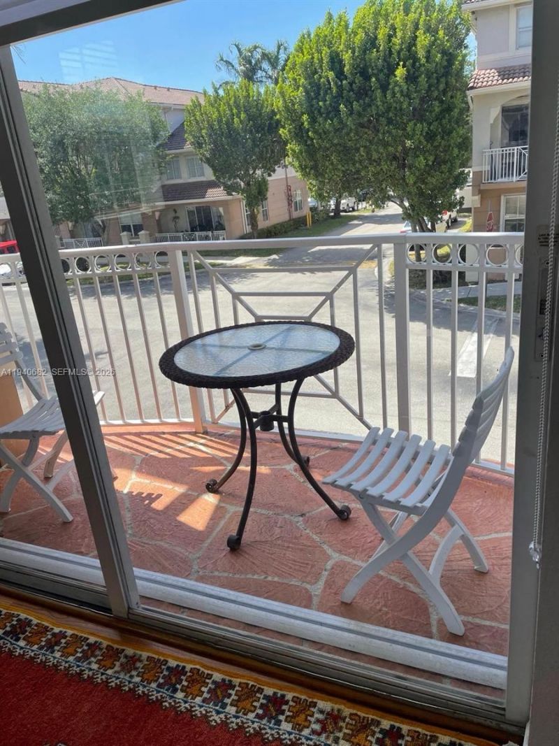 8930 W Flagler St , Unit 201, Miami, FL 33174 Photo