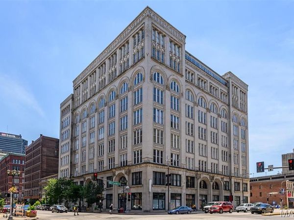 1136 Washington Avenue, St Louis, MO 63101