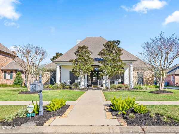 302 Farmington Drive, Lafayette, LA 70503