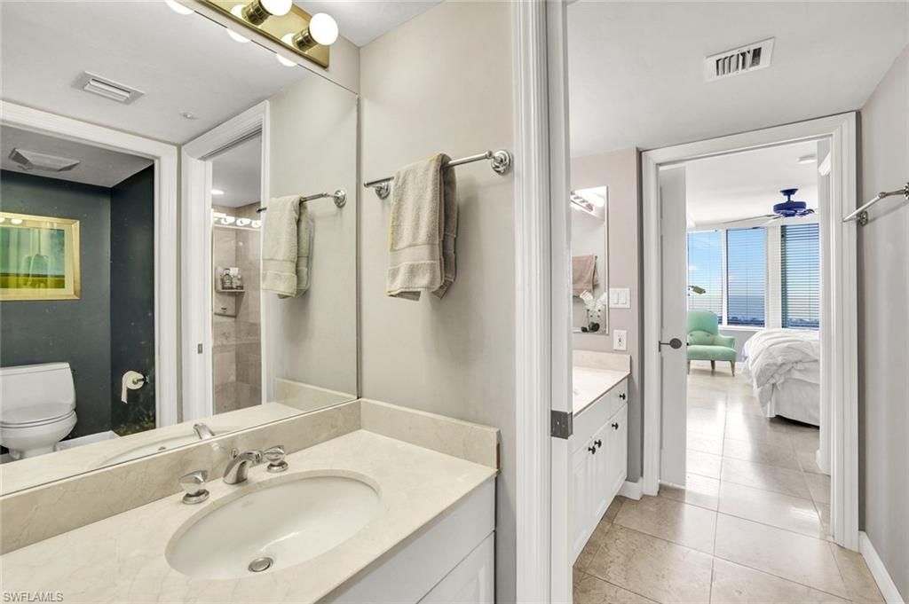 6849 Grenadier Blvd, Unit 1602, Naples, FL 34108 Photo