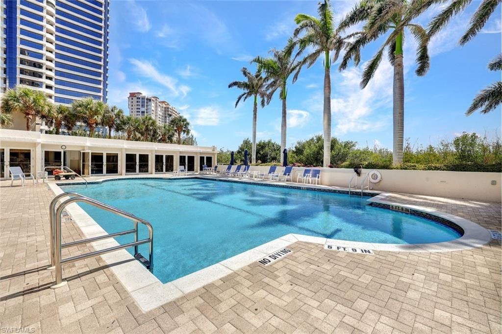 6849 Grenadier Blvd, Unit 1602, Naples, FL 34108 Photo