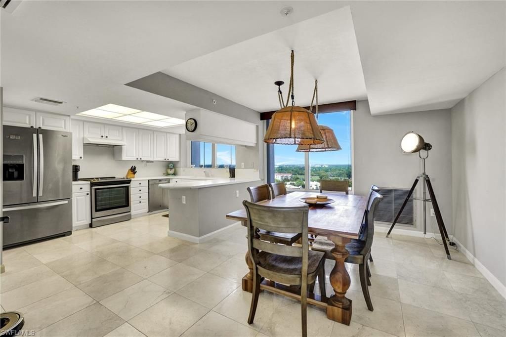 6849 Grenadier Blvd, Unit 1602, Naples, FL 34108 Photo