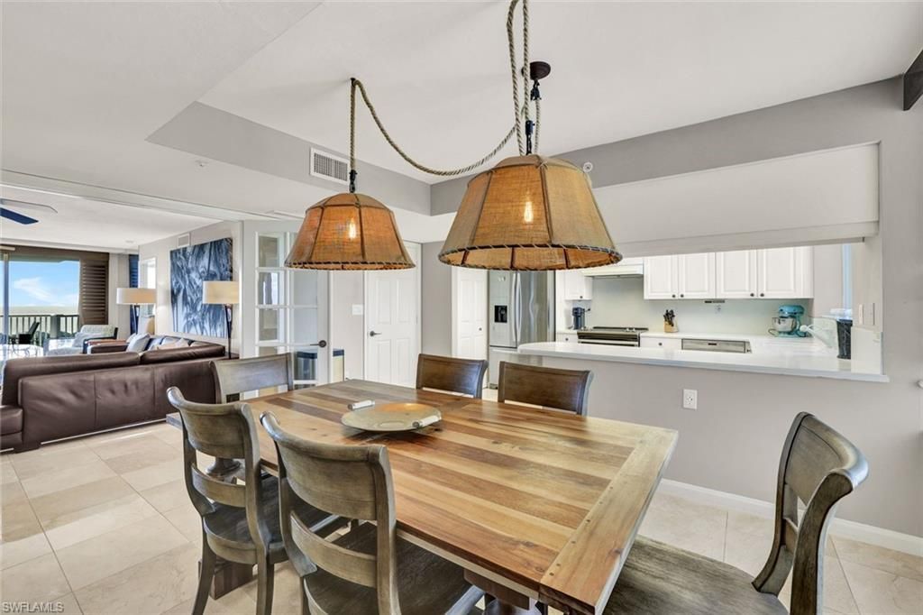 6849 Grenadier Blvd, Unit 1602, Naples, FL 34108 Photo