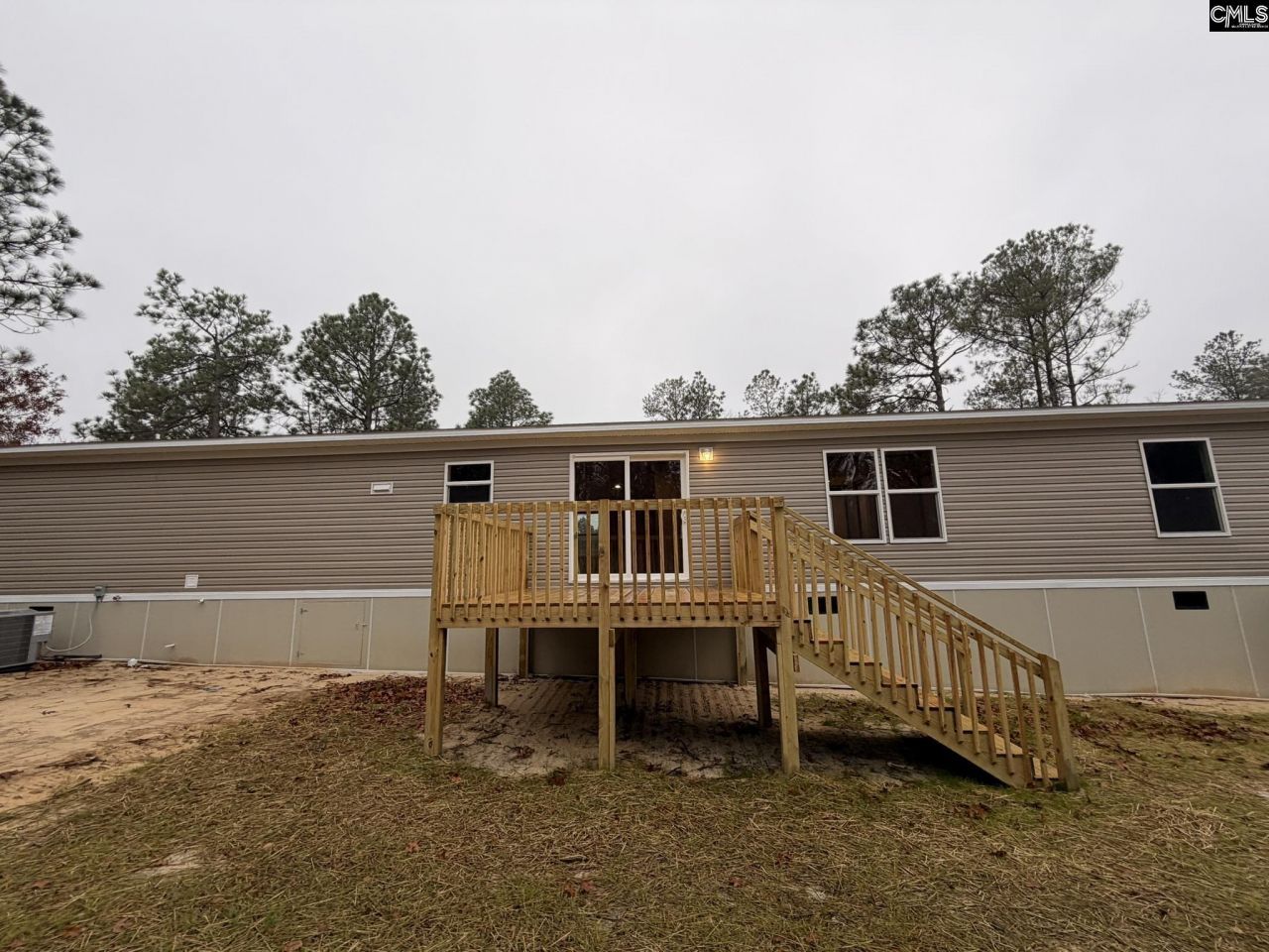 136 Carlton Drive Photo 27