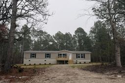 136 Carlton Drive photo 4